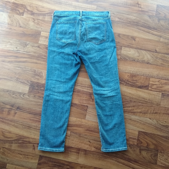 Banana Republic men’s slim straight distressed jeans - Picture 4 of 4